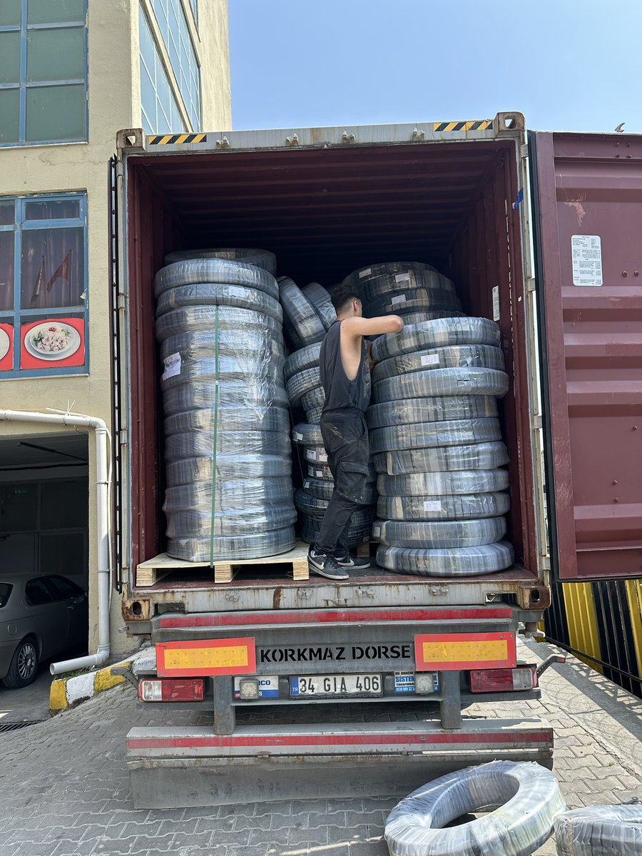 erollsermet's tweet photo. #walthergermany
#walther
#hydraulichose https://t.co/0ZY2aSRI1N