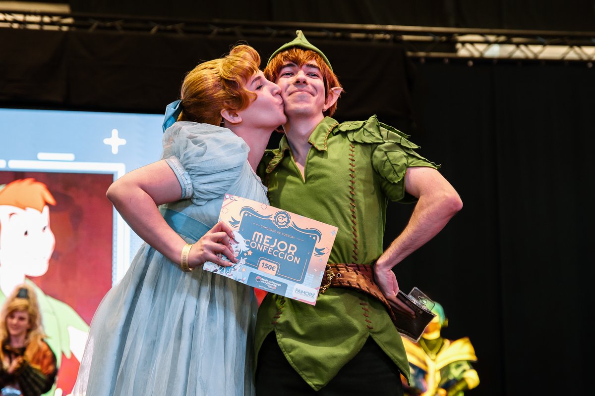 💥 ¡Ganadores del 𝐂𝐨𝐧𝐜𝐮𝐫𝐬𝐨 𝐝𝐞 𝐂𝐨𝐬𝐩𝐥𝐚𝐲 del #SalonDelMangaDeAlicante! 🏆

🤝 Sponsored by <a href="/greenstuffworld/">Green Stuff World</a>  &amp; <a href="/famorecutlery/">Famore Cutlery</a>

AnimeS Cosplay World Stars:

🥇 <a href="/vemucosplay/">Vemu Cosplay</a>, @/kokomi_eternity (IG) &amp; @/noa_cosplayart (IG)
🥈 @/fakimakeup (IG) &amp; @/jki0o_ (IG)

Japan