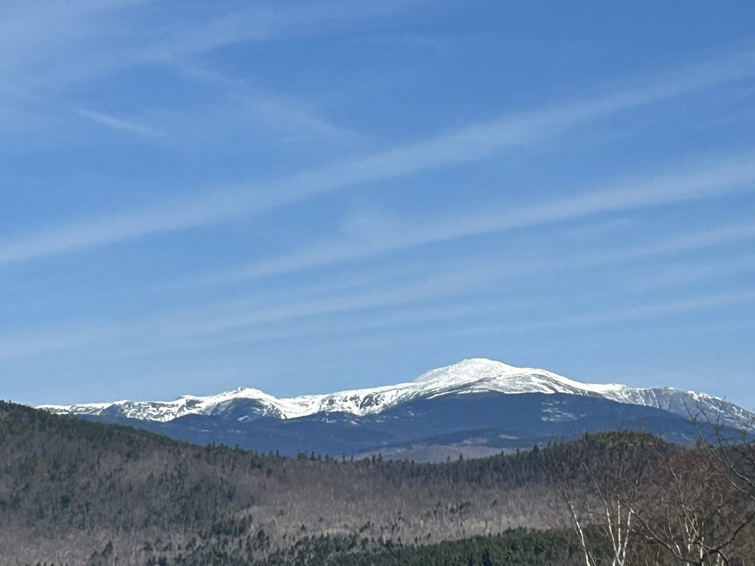 summit_press's tweet image. Slopes &amp;amp; sunshine ⛷️

#sundayfunday☀️ #weekendrest #activerest