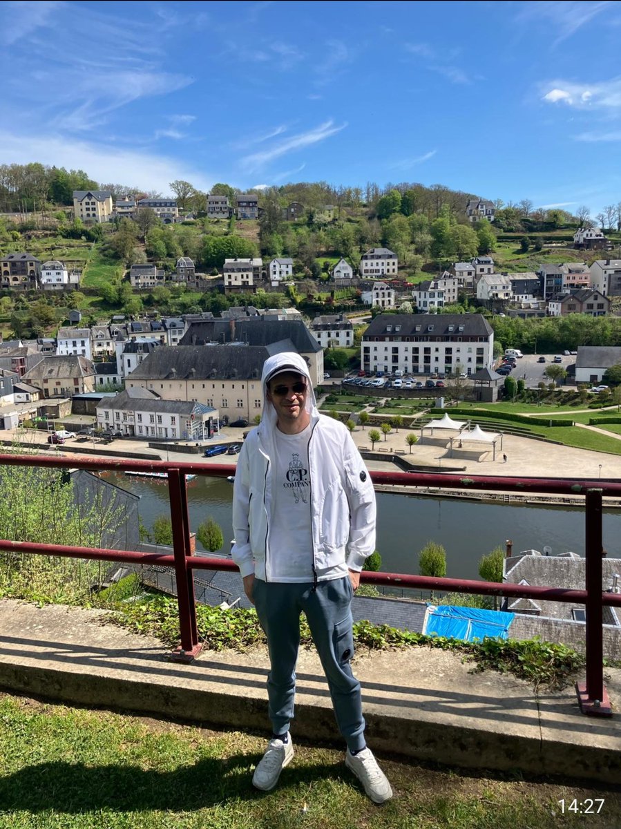 Sander van Dam tweet media