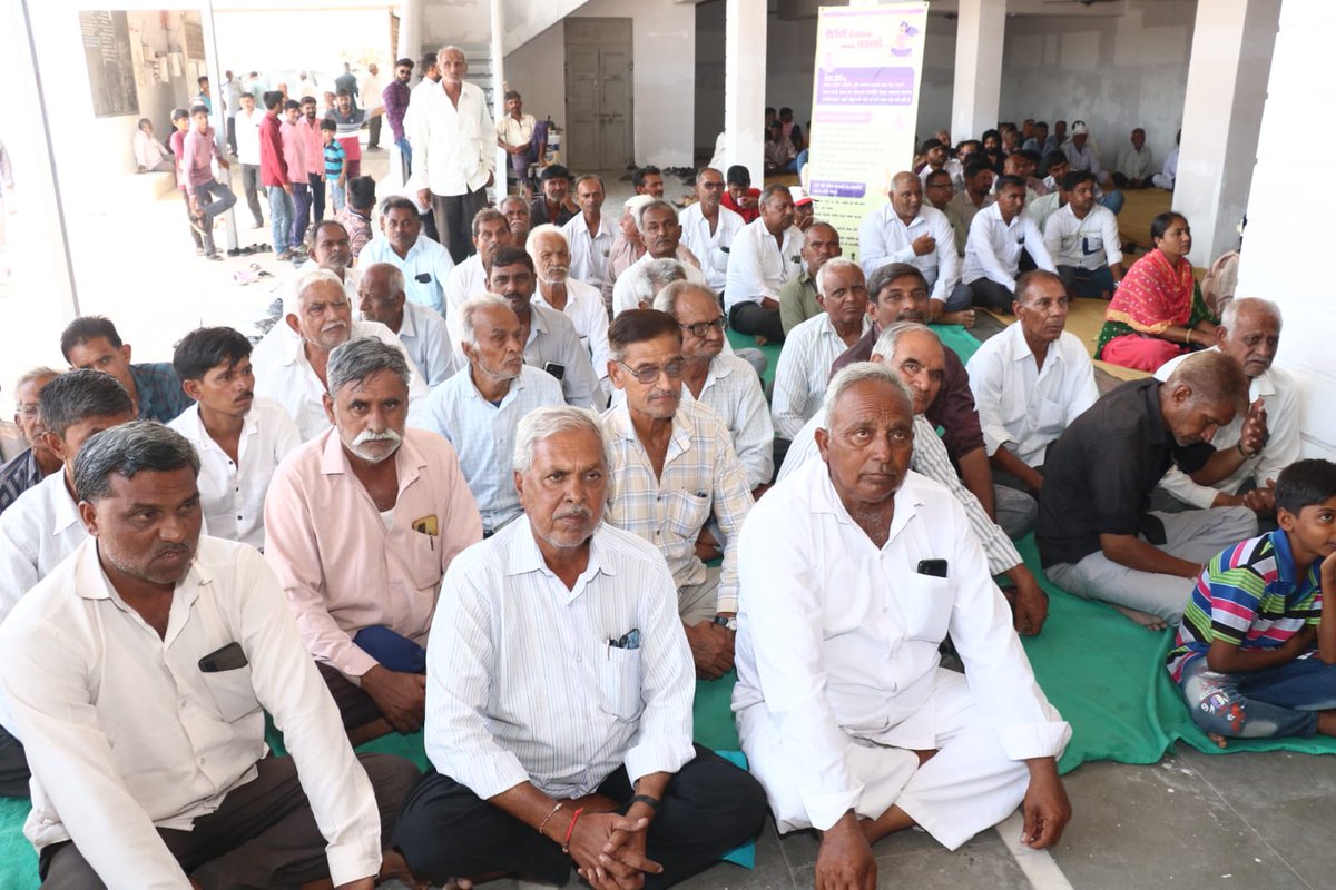 ગામડાઓમાં જ આરોગ્યની પ્રાથમિક સુવિધાઓ ઉપલબ્ધ થઈ રહી છે : મંત્રી શ્રી <a href="/Mulubhai_Bera/">Mulubhai Bera</a> 
<a href="/CMOGuj/">CMO Gujarat</a> <a href="/InfoGujarat/">Gujarat Information</a> @GujHFWDept <a href="/NHMGujarat/">NHM Gujarat</a> <a href="/COLLECTORDWK/">Collector Devbhumi Dwarka</a> <a href="/DdoDwarka/">District Panchayat DevbhumiDwarka</a> <a href="/SP_Dwarka/">SP-Devbhumi Dwarka</a> <a href="/CDHO_Dwarka/">CDHO Devbhumi Dwarka</a> <a href="/ThoBhanvad/">Tho Bhanvad</a>