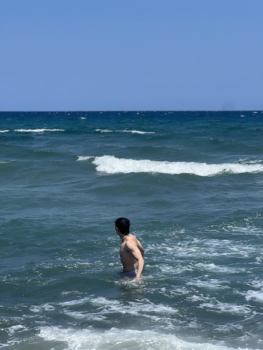 colonel_shhhh's tweet photo. Life is a beach 🏖️ https://t.co/E9WWpQViR0