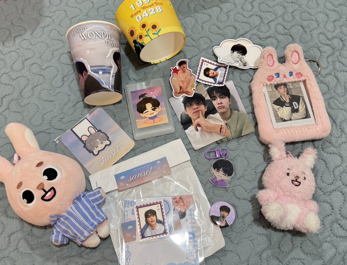 mimi_yamm's tweet image. Happy happy happy birthday Kim Wonpil! 🥰🥳 soafer daming nauwiii thank youuu!!!! 🫶

 #LikeThatSunCSE #SunsetSerenadeforWonpil #MyHappyLittlePilCSE