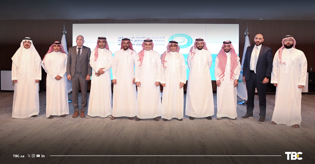 نفخر بمواصلة تميزنا في قطاع #إدارة_المرافق

تتقدّم #شركة_تطوير_للمباني بالتهنئة لسعادة م. أحمد عبدالعزيز نقادي –  الرئيس التنفيذي لقطاع إدارة المرافق – على اختياره عضوًا في اللجنة التنفيذية بجمعية المرافق السعودية.

ويمثّل هذا الاختيار تقديرًا لدور الشركة الرائد وإسهاماتها