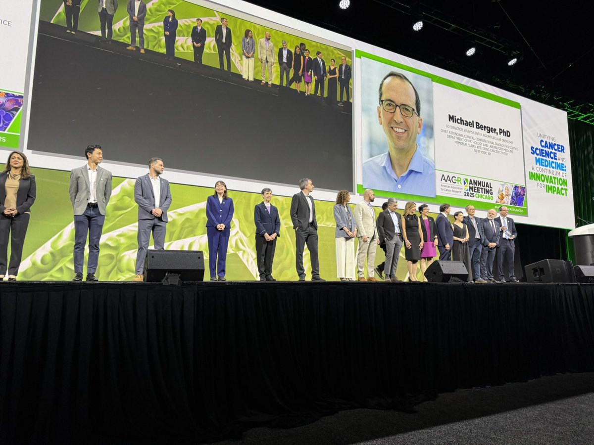 Christine Lovly, MD, PhD, FASCO (@christine_lovly) on Twitter photo <a href="/AACR/">AACR</a> #TeamScience Award to <a href="/MSKCancerCenter/">Memorial Sloan Kettering Cancer Center</a> Impact. This resource is so well named! Impactful data. Incredible team. Exemplary example of team science to accelerate biomarker development + patient care! Kudos 👏🌟 #aacr25 <a href="/MLadanyi/">Marc Ladanyi</a> <a href="/AACR/">AACR</a> #TeamScience Award to <a href="/MSKCancerCenter/">Memorial Sloan Kettering Cancer Center</a> Impact. This resource is so well named! Impactful data. Incredible team. Exemplary example of team science to accelerate biomarker development + patient care! Kudos 👏🌟 #aacr25 <a href="/MLadanyi/">Marc Ladanyi</a>