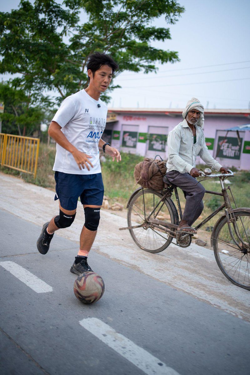 NipponIndiaMF's tweet photo. Associating for purpose.
Nippon India Mutual Fund proudly supports Nozomu Hagihara’s inspiring journey; a testament to resilience, discipline, Indo-Japanese collaboration and the spirit of human endeavour.
#StepByStep #SocialCause #Football #SportsForEmpowerment #NIMF https://t.co/WwMEGlHdwQ