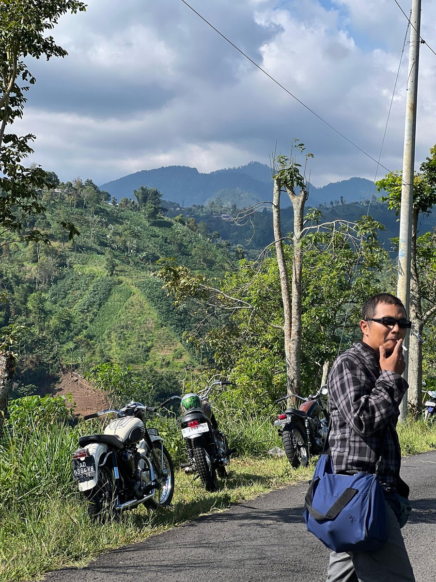 Kamu harus membayar mahal paaak