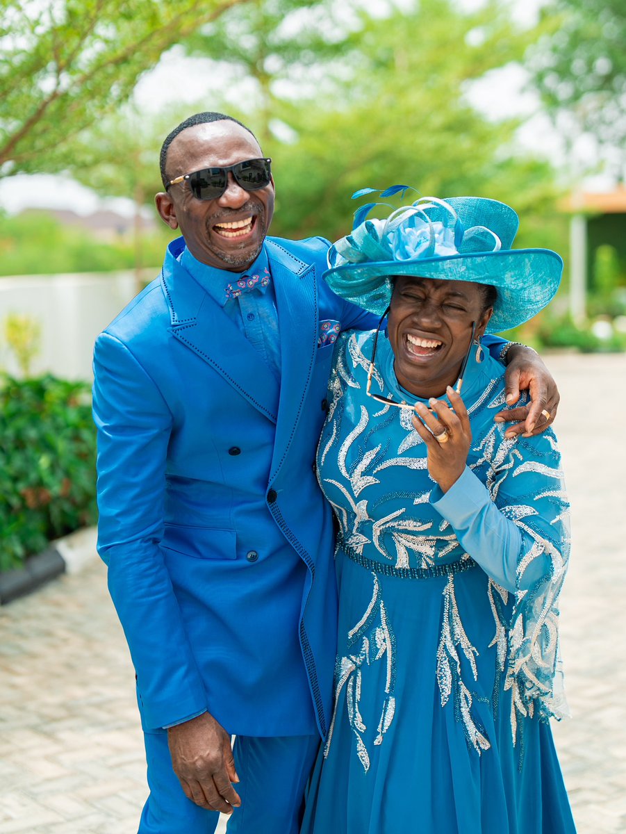 Beloved, Faith is not just what you believe, faith is how you behave. 
Faith is visible, tangible and audible. Conviction must be backed by declaration in order to guarantee manifestation. 

Have a testimony filled week!

#sunday #pictures #joy #faith #drpaulenenche