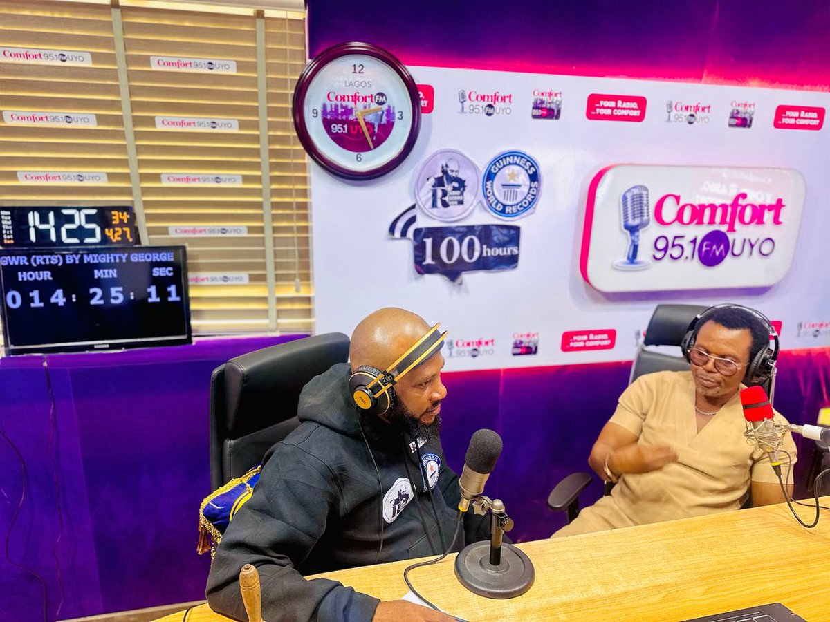 _MightyGeorge's tweet photo. “Dress your Business first, before you dress yourself, if not you will undress yourself to dress your business”
~ John Nta MD/CEO Treasure Island.
#MightyGeorgeWorldRecord
#RadioRecordRush
#GWR
#GuinnessWorldRecord
#InterviewGuest https://t.co/35dbm8orG5