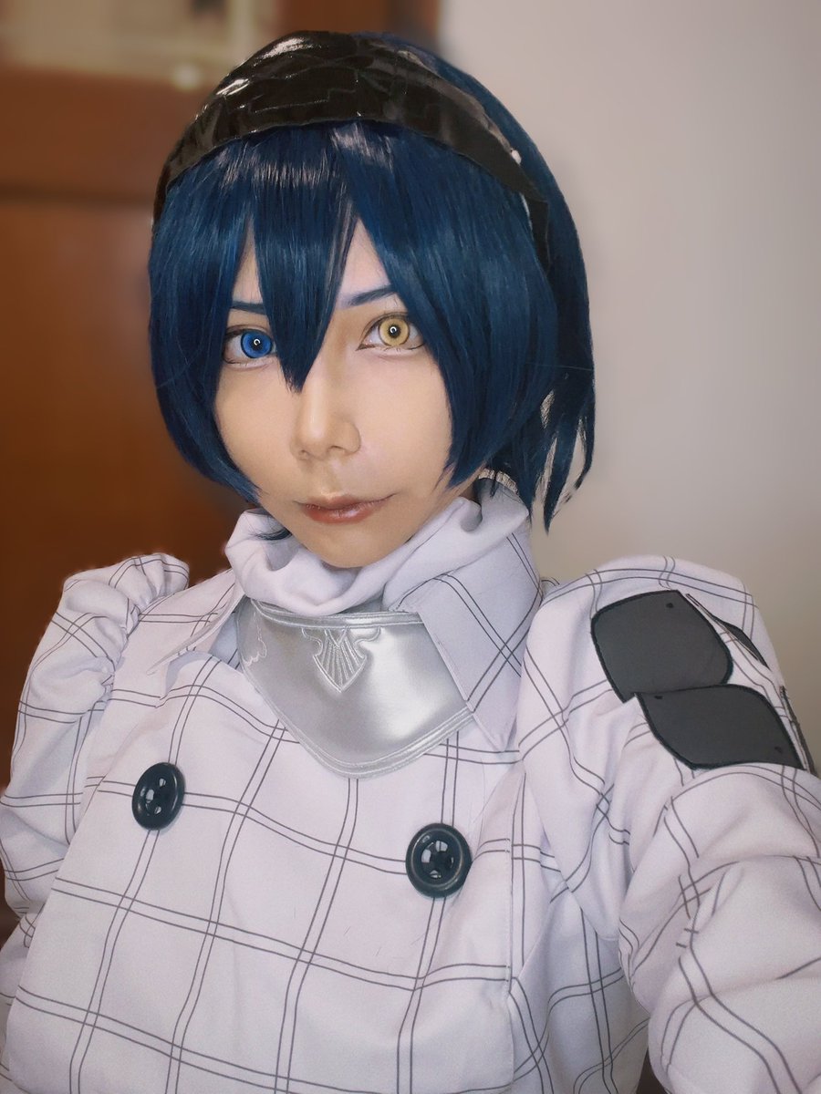 boiledcurry's tweet image. Hate it when I’m too excited so I post a cosplay first but then end up liking another selfie better hours later I have NO PATIENCE so here it is.
If u placed me in those delayed gratification experiments they put children in I would fail immediately