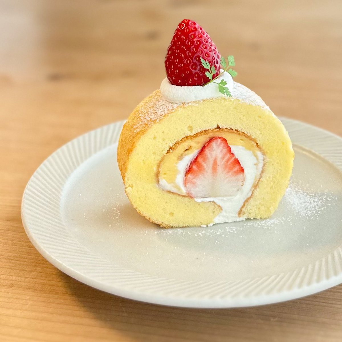 minorikawai | @roll_on_roll 一宮にロールケーキ屋さんが