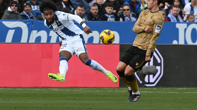 Jesús Areso cada vez más lejos de Osasuna.

A los rumores que lo situan en el Athletic o el Atlético, se le añade que acaba de firmar por la agencia internacional de representación LIAN sport.

El primero en la lista para sustituirle es Rosier, que acaba contrato con el Leganés.