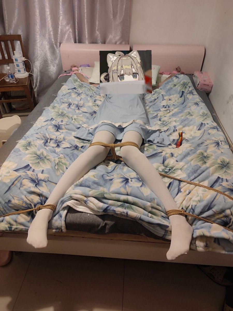 我最喜欢的其中一张
这么绑真的好涩
