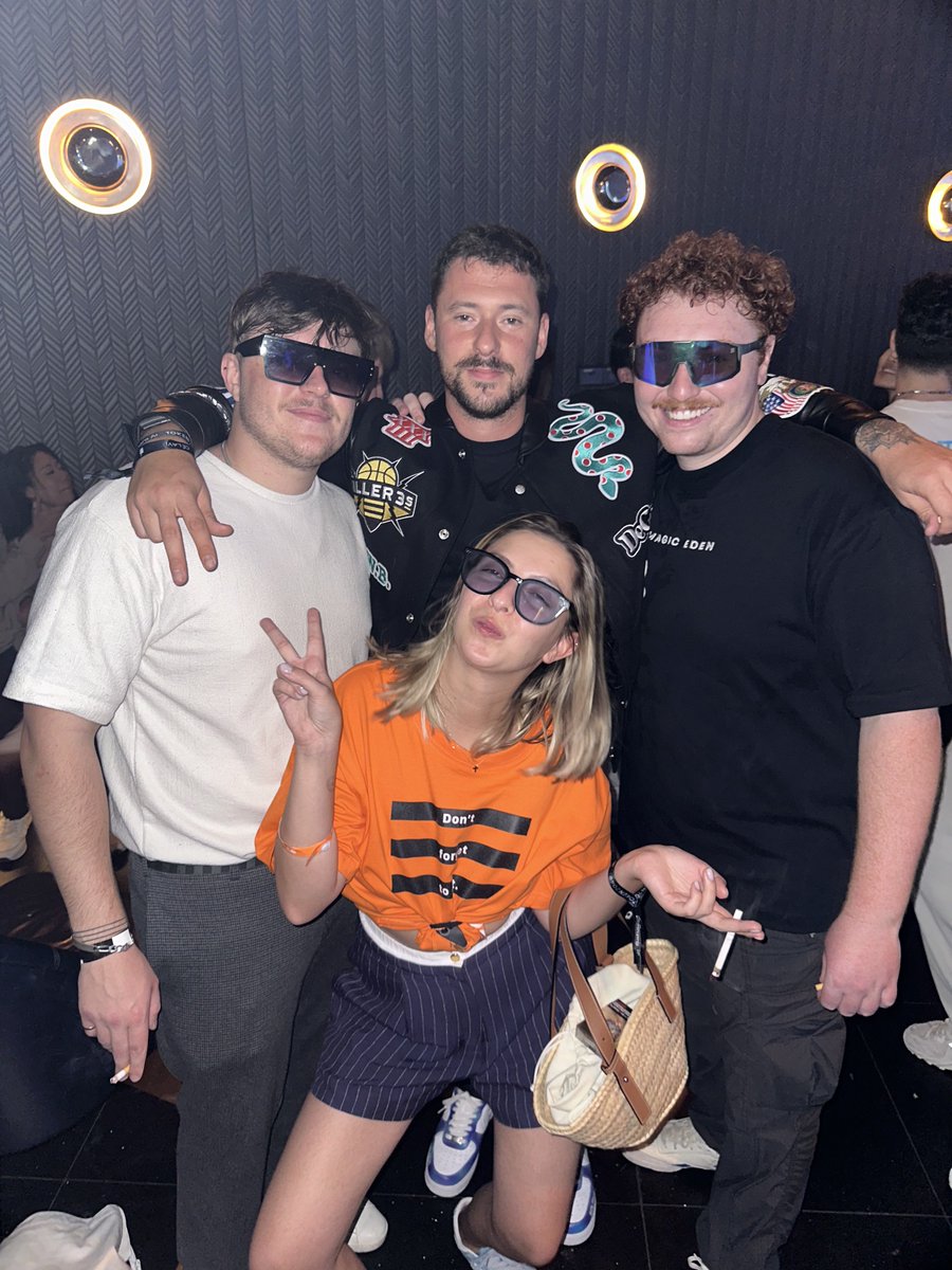 Digi (Delusional) tweet media