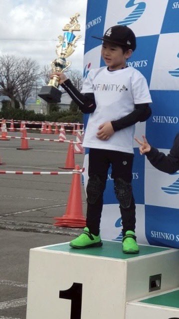 練習嫌い
練習しない
疲れるの嫌な
次男優勝🏆
なんかモヤモヤする笑