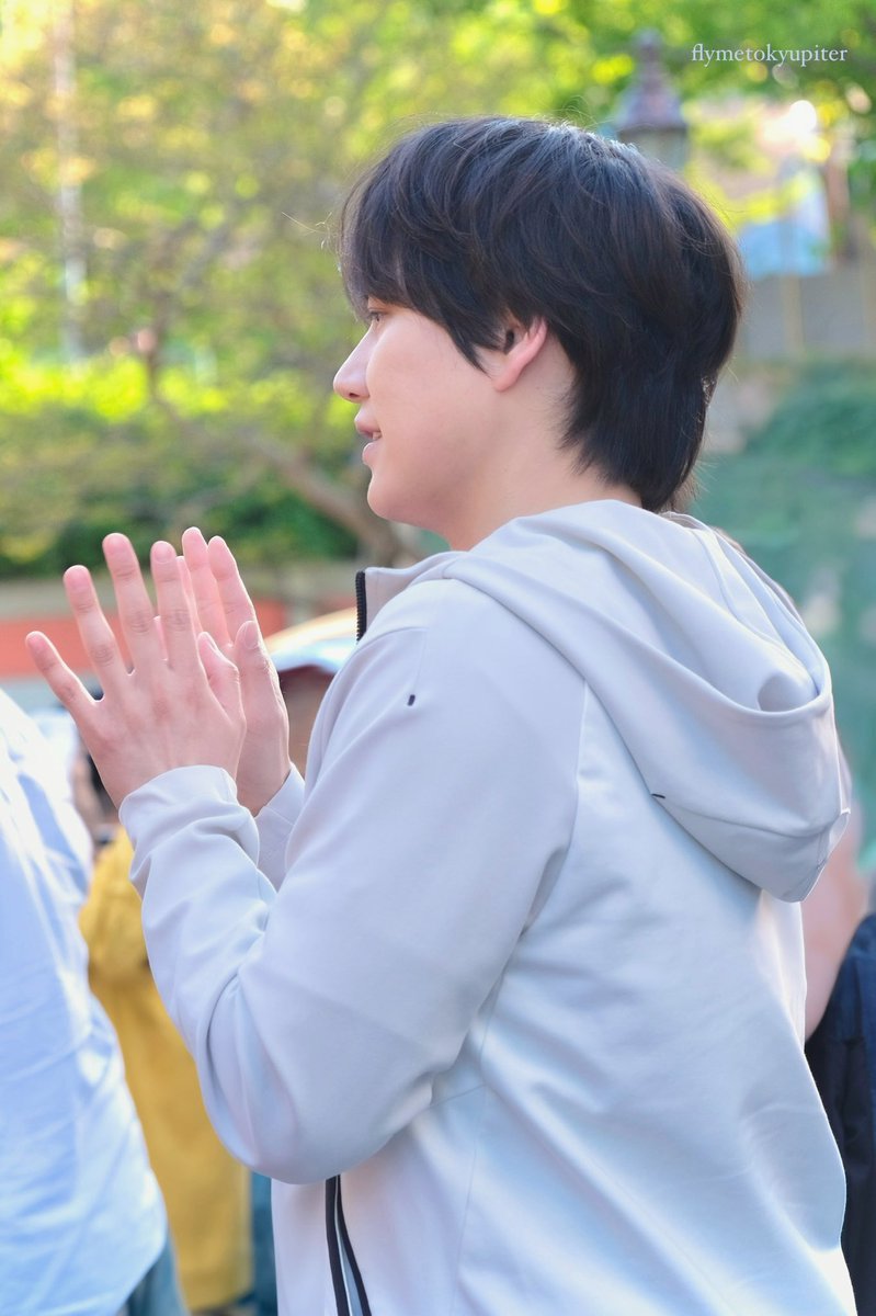 flymetokyupiter tweet media