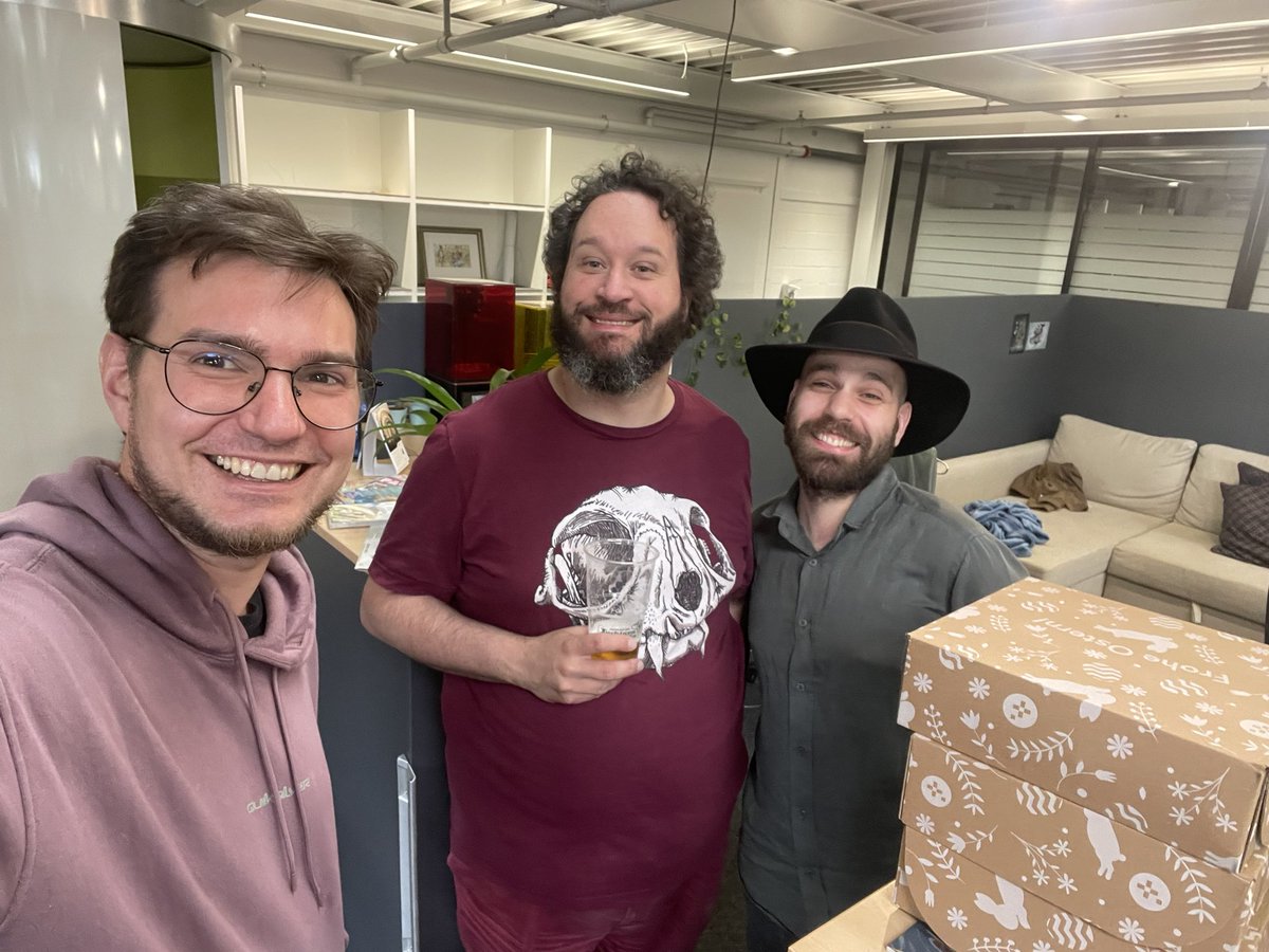 BLochmann's tweet image. Had a blast yesterday at the opening event at the @SwissGameHub in Zurich! 🇨🇭 So many talented devs and a great network of indie devs in an awesome, huge (2,400 m2 🤯) location - I am sure this is going to lead to many cool indie games in the future!