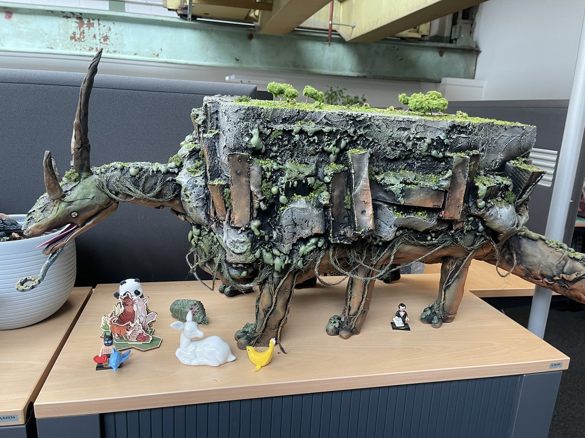 BLochmann's tweet image. Had a blast yesterday at the opening event at the @SwissGameHub in Zurich! 🇨🇭 So many talented devs and a great network of indie devs in an awesome, huge (2,400 m2 🤯) location - I am sure this is going to lead to many cool indie games in the future!