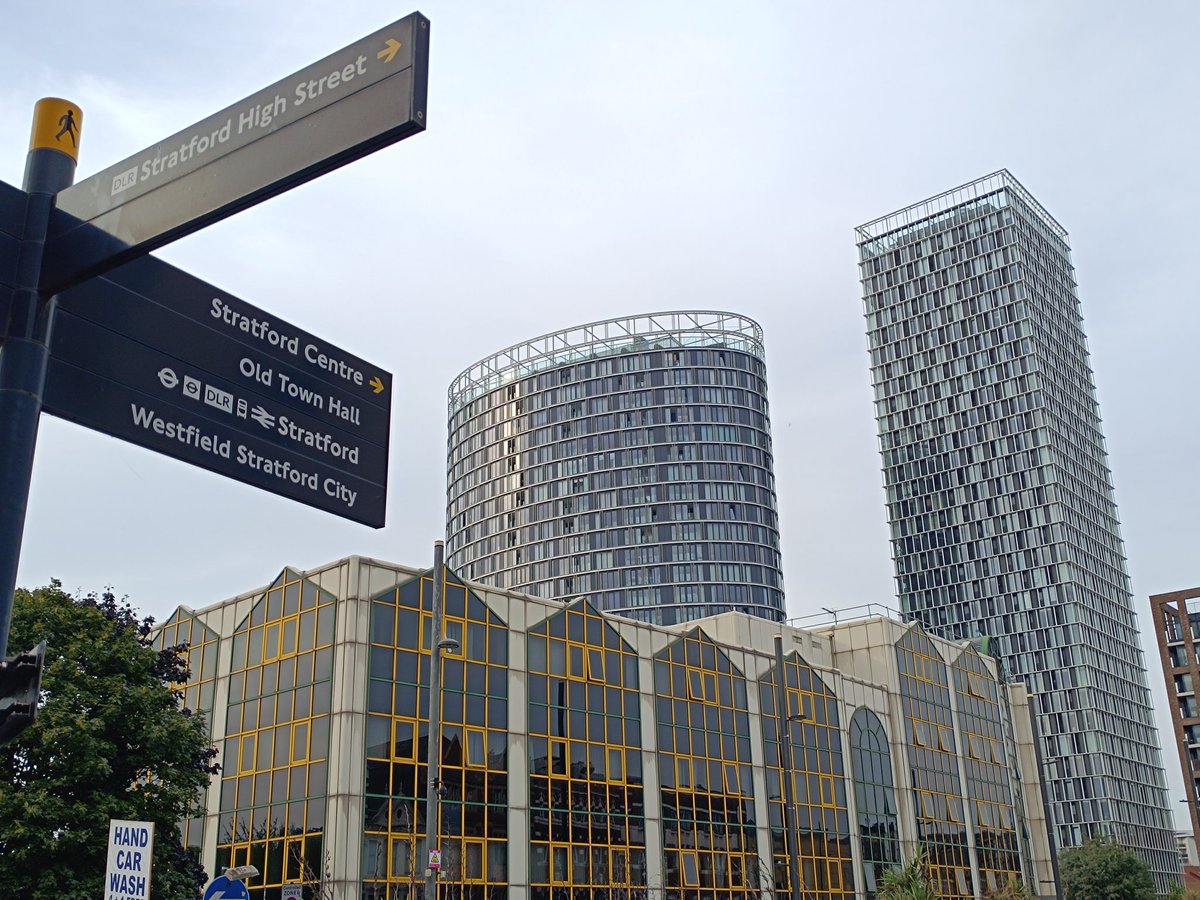 Subtopian tweet media