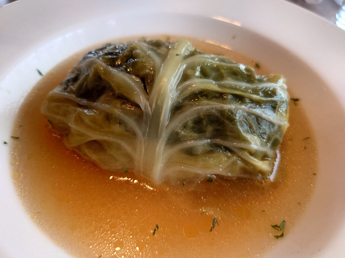 前食べた、サラダボウルのコンソメロールキャベツ。
#阿賀野市　#ランチ　#ロールキャベツ