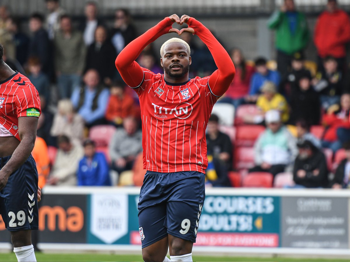 tom_poole87's tweet image. 📸 @YorkCityFC 2-0 @SolihullMoors
A dominant performance. Great to see @CameronJohn_ & @Dipo_Akinyemi get on the score sheet. One more game then onto the playoffs. #ycfc
Full gallery ⬇️
flickr.com/gp/163177763@N…