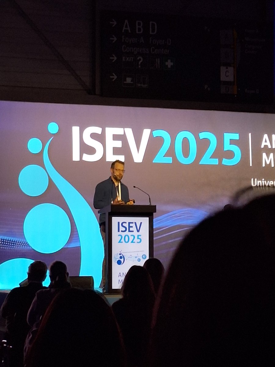 In the final featured abstract of #ISEV2025, Christian Preußer shows how different EV isolation procedures affects their protein composition