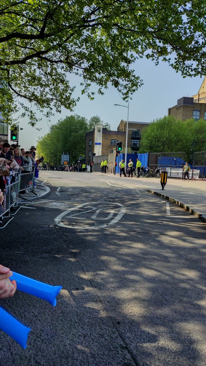 Deafblind UK (@deafblinduk) on Twitter photo Good job we bought the sunscreen! Look out for us at mile 15 of the <a href="/LondonMarathon/">TCS London Marathon</a> - give us a wave if you see us! (PS, how 'on brand' is Megan in her pink skirt? The marketing team are proud of you!) Good job we bought the sunscreen! Look out for us at mile 15 of the <a href="/LondonMarathon/">TCS London Marathon</a> - give us a wave if you see us! (PS, how 'on brand' is Megan in her pink skirt? The marketing team are proud of you!)