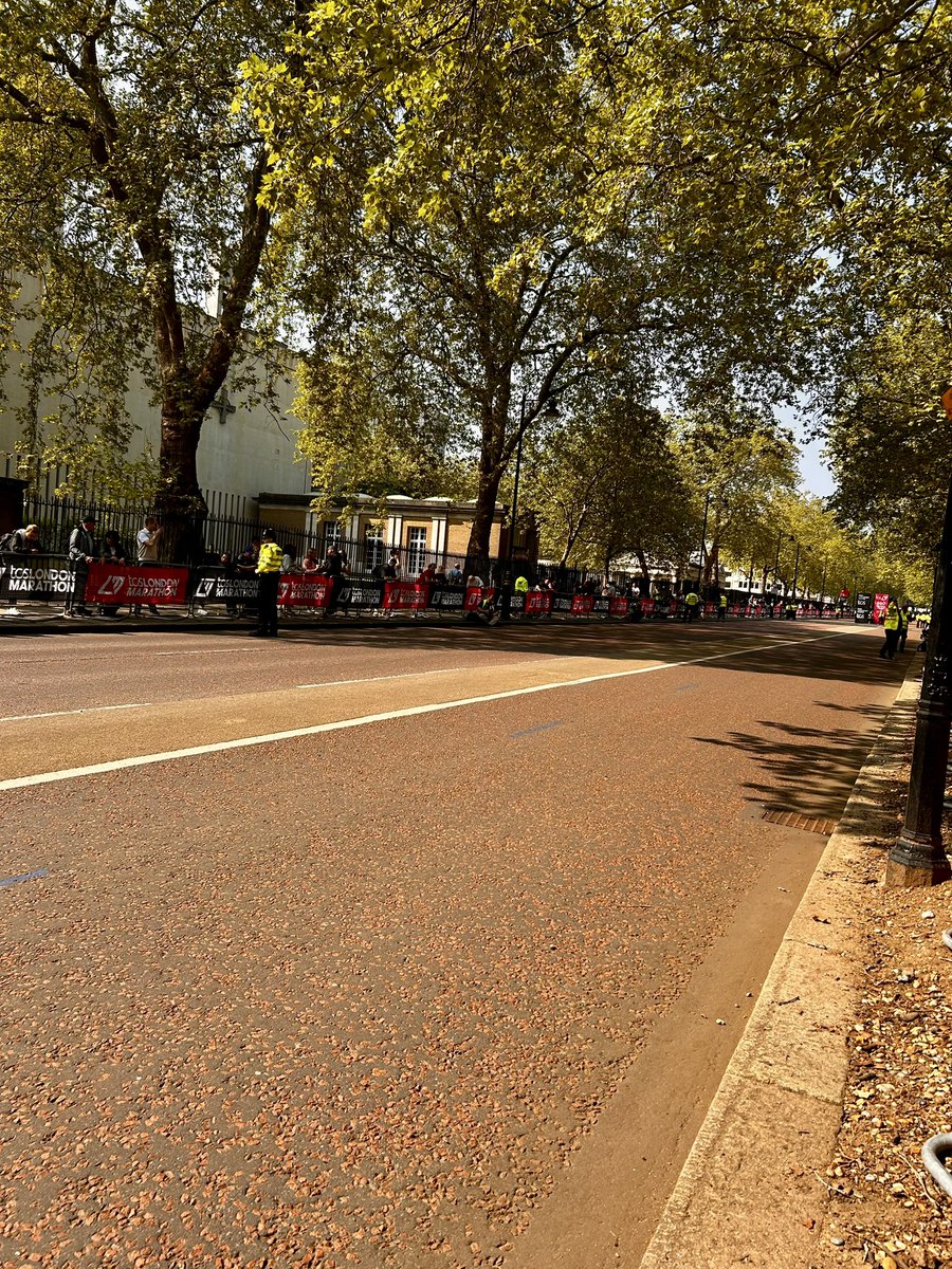 Brenda Asiimwe (@babbrenda) on Twitter photo Chesang and <a href="/jacobkiplimo2/">jacob kiplimo</a> cheersquad🎉🥳 #Londonmarathon2025
<a href="/gutsybunch/">Gutsy Run. Live. Laugh.</a> #Uganda Chesang and <a href="/jacobkiplimo2/">jacob kiplimo</a> cheersquad🎉🥳 #Londonmarathon2025
<a href="/gutsybunch/">Gutsy Run. Live. Laugh.</a> #Uganda