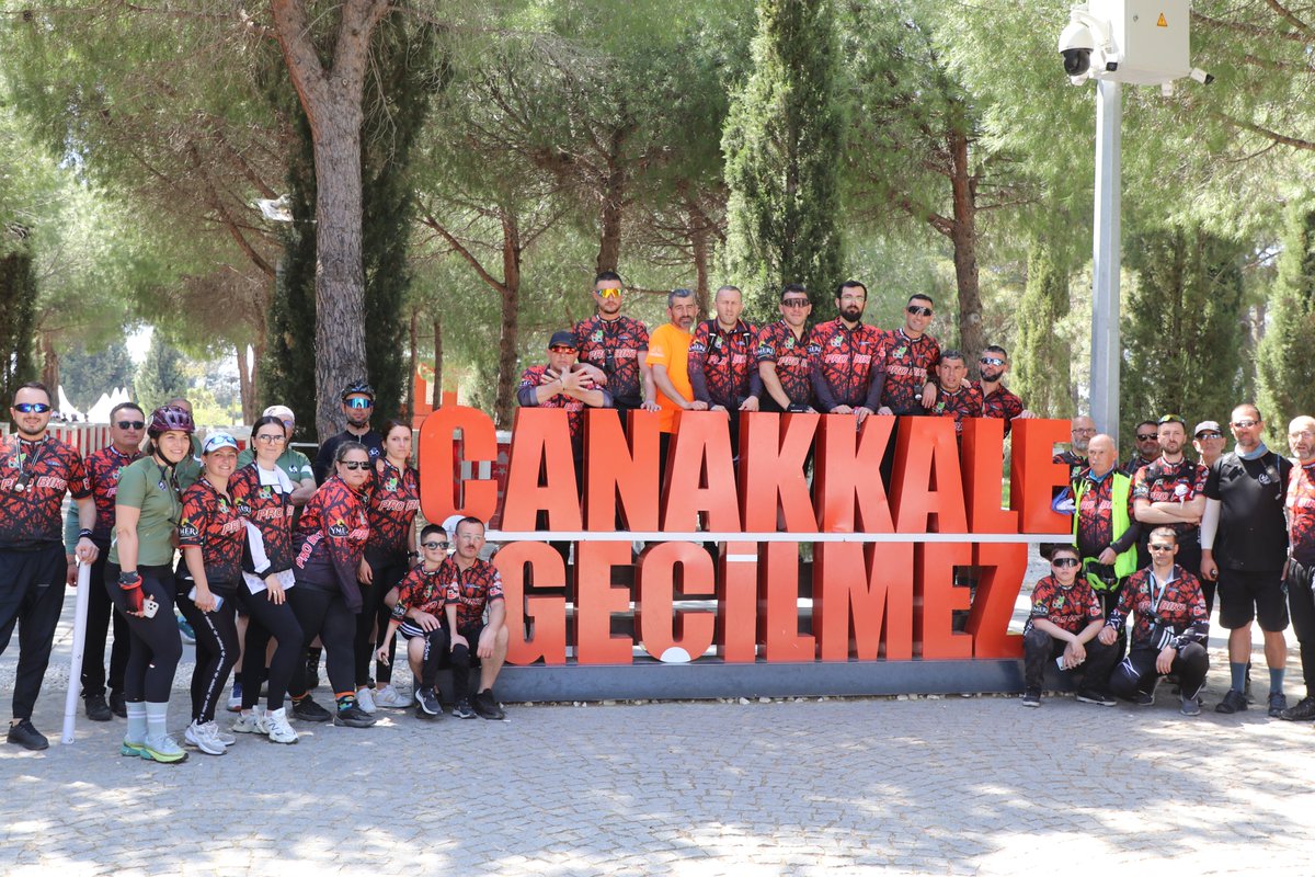 Yunus Emre Enstitüsü - Prishtinë (@yeeprishtine) on Twitter photo 🇽🇰🚴♂️🇹🇷"İki Pedal Bin Anı: Kosova’dan Çanakkale’ye Şehitleri Anma Bisiklet Turu" başarıyla tamamlandı! <a href="/yeeorgtr/">Yunus Emre Enstitüsü</a> <a href="/TarihiAlan/">Çanakkale Tarihi Alan Başkanlığı</a> 🇽🇰🚴♂️🇹🇷"İki Pedal Bin Anı: Kosova’dan Çanakkale’ye Şehitleri Anma Bisiklet Turu" başarıyla tamamlandı! <a href="/yeeorgtr/">Yunus Emre Enstitüsü</a> <a href="/TarihiAlan/">Çanakkale Tarihi Alan Başkanlığı</a>