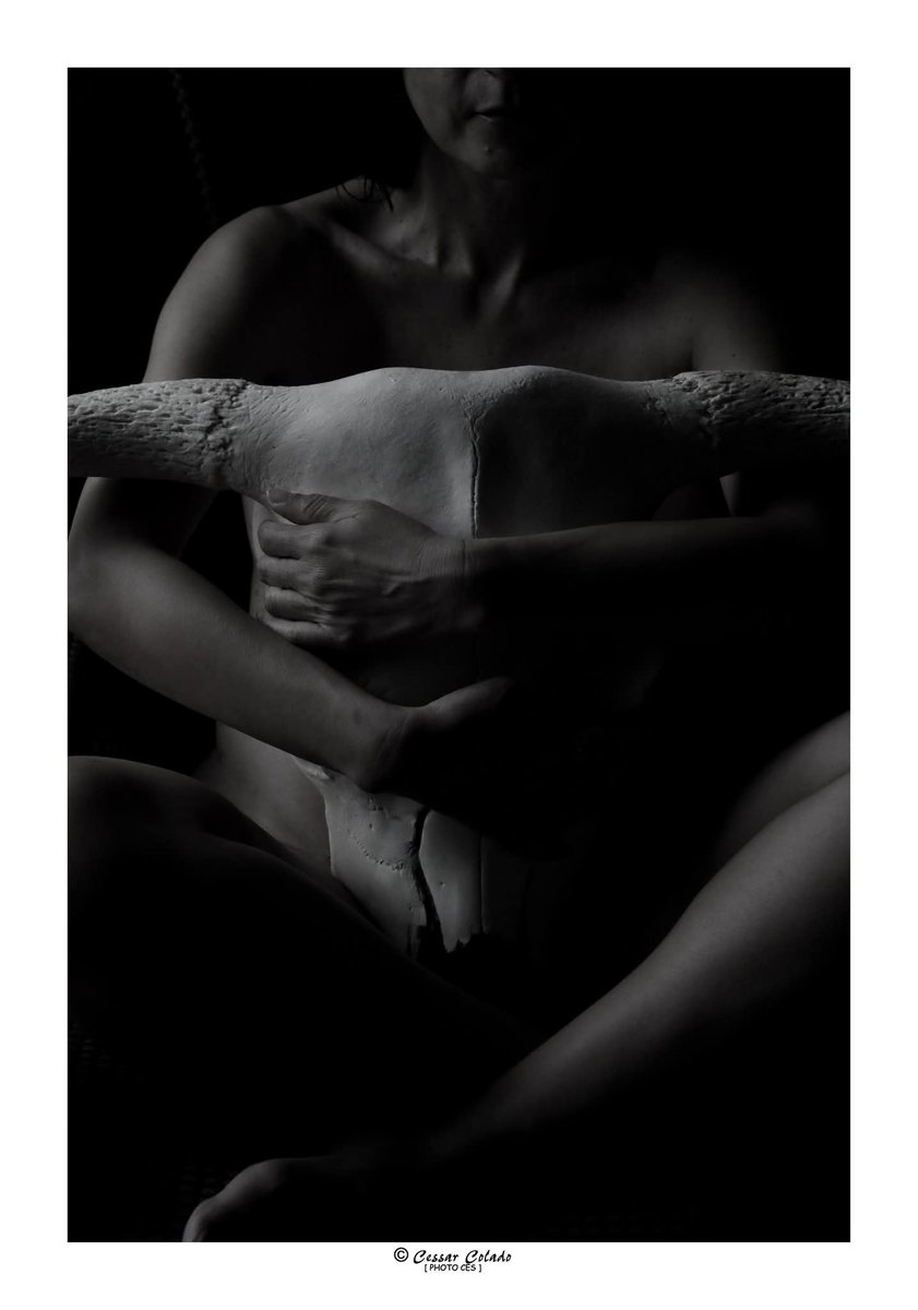 cescolado's tweet photo. s/t

#photoces #canon #miksang #miradas #looks #momentos #moments #sueños #dreams #composicion #composition #art  #blancoynegro #blackandwhite #byn https://t.co/HZzUDT3GAX