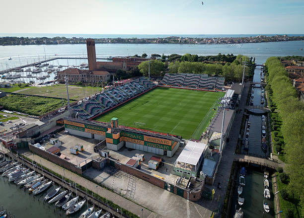 Milan Posts tweet media