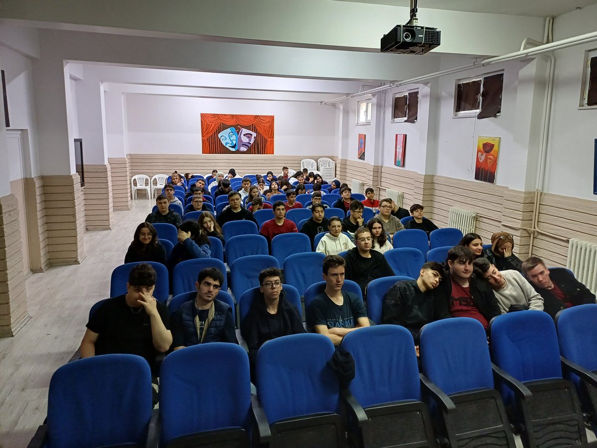 corlumsal's tweet photo. Tekirdağ İl Milli Eğitim Müdürlüğü'nün "Vakti Kuşanmak" projesi kapsamında Çorlu Müftülüğü'nde görevli Muhammet Cihat Akdeniz hocamız tarafından okulumuzda namaz konulu seminer düzenlendi. @tcmeb @tekirdagmem @CorluMem @hete61 https://t.co/EDkrQBbPW2