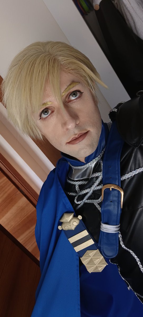 Sakata (@carlossakata) on Twitter photo Hoy voy de Dimitri, del Fire Emblem Three Houses, a Ficzone!!
Tendré stand de prints de 15.00 a 16.50 en la CosplayZone <a href="/ficzonecosplay/">FicZone Cosplay</a>, vengan a saludar 👀👀👀 Hoy voy de Dimitri, del Fire Emblem Three Houses, a Ficzone!!
Tendré stand de prints de 15.00 a 16.50 en la CosplayZone <a href="/ficzonecosplay/">FicZone Cosplay</a>, vengan a saludar 👀👀👀