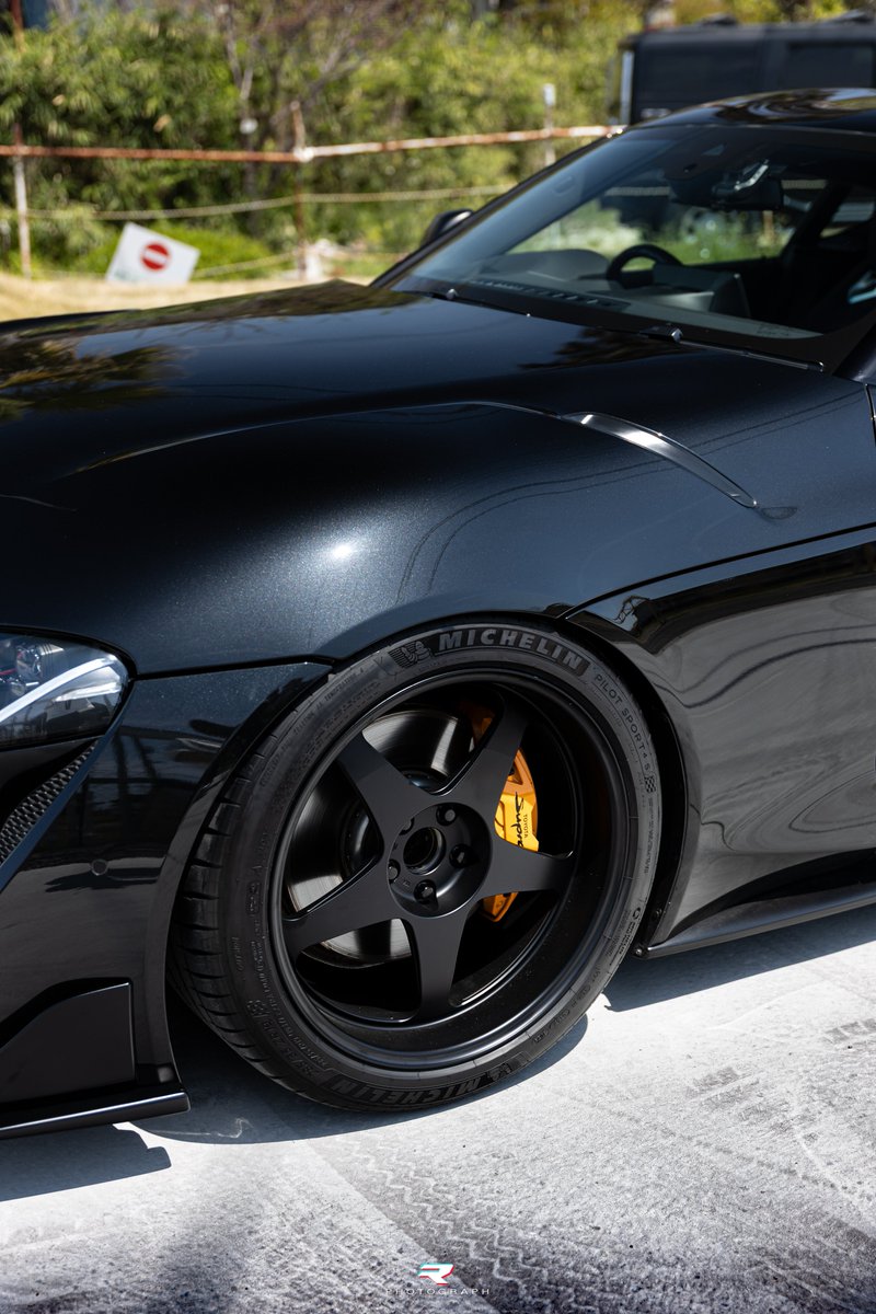 Desmond Regamastar EVOII 
10.5J +35

MICHELIN pilot sports 4s
285/35/19

ICB MOTORSPORT様のブースにて、
スープラを展示させて頂きます。
当日はよろしくお願いいたします。

#wekfest 
#wekfestjapan
#wekfest2025