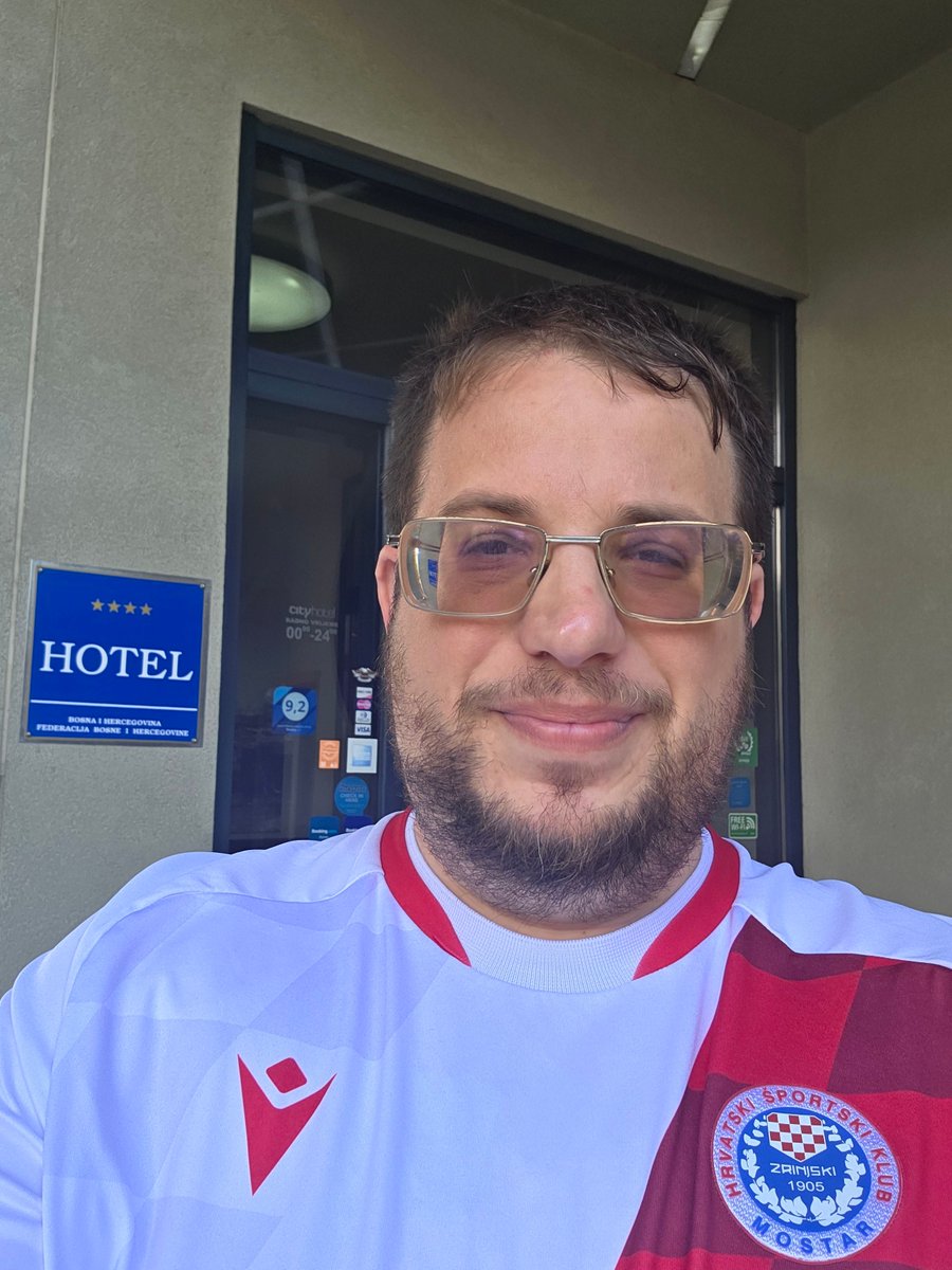 josharonson1's tweet image. Massive game today! I’m on the ground covering  HŠK Zrinjski Mostar as they fight to stay at the top with six matches left. Interviews, atmosphere, and everything in between ,  Let’s go! #Matchday #Zrinjski #TitlePush
משחק ענק היום! אני נמצא בשטח ומסקר את המשחק של הפ"שק זרינסקי