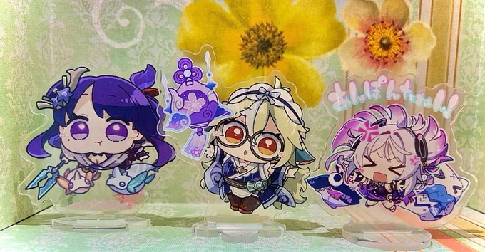 スパコミで頒布するアクスタのサンプルです!お気に入りのイラストを加筆・修正しました!僕のセンスでは全く可愛い写真が撮れないので、お迎えした暁には、ぜひ可愛い写真を撮ってあげてください… 