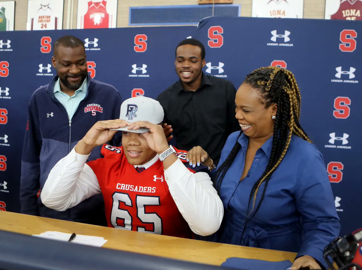 StepinacSports's tweet photo. Lohud- Dallas Cowboys draft former Stepinac Player Ajani Cornelius. Ajani  was a member of the Stepinac 2017 & 2018 State Championship Teams & won the 2018 CHSFL Lineman of the Year.  Ajani went on to great careers at Rhode Island & Oregon. Ajani has never forgotten his roots, growing up in Harlem & playing for the Harlem Jets organization. Congratulations Ajani & Family. @HarlemJetsLax @Coachlanese13  @RhodyFootball @oregonfootball @dallascowboys  @hoopsmbd @lohudsports https://t.co/TgIgalEyFj  https://t.co/tT43HHJak9