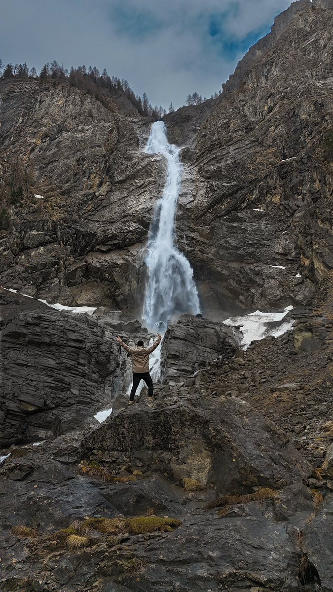 Alexvs_e  tweet media