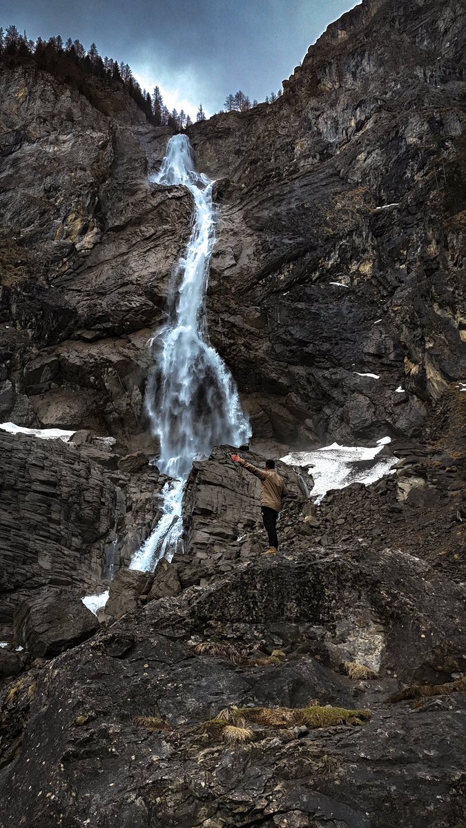 Alexvs_e  tweet media