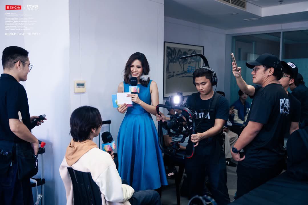 mintchocobiscof's tweet photo. The BTS                                     The interview 

Daeng! Marcus you articulate kid! https://t.co/oFsiFh7von