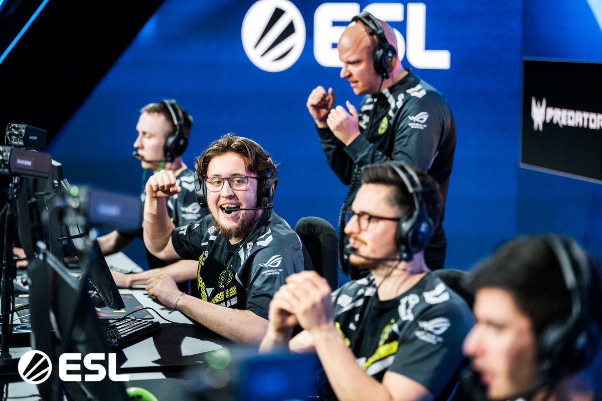 Intel® Extreme Masters tweet media