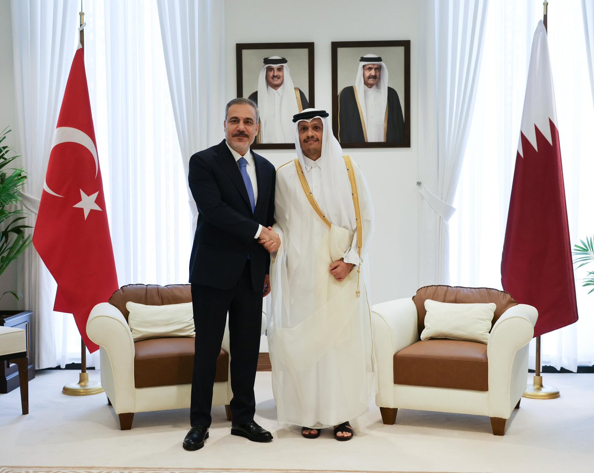 Minister of Foreign Affairs <a href="/HakanFidan/">Hakan Fidan</a> met with Sheikh Mohammed bin Abdulrahman Al-Thani, Prime Minister and Minister of Foreign Affairs of Qatar, in Doha. 🇹🇷🇶🇦