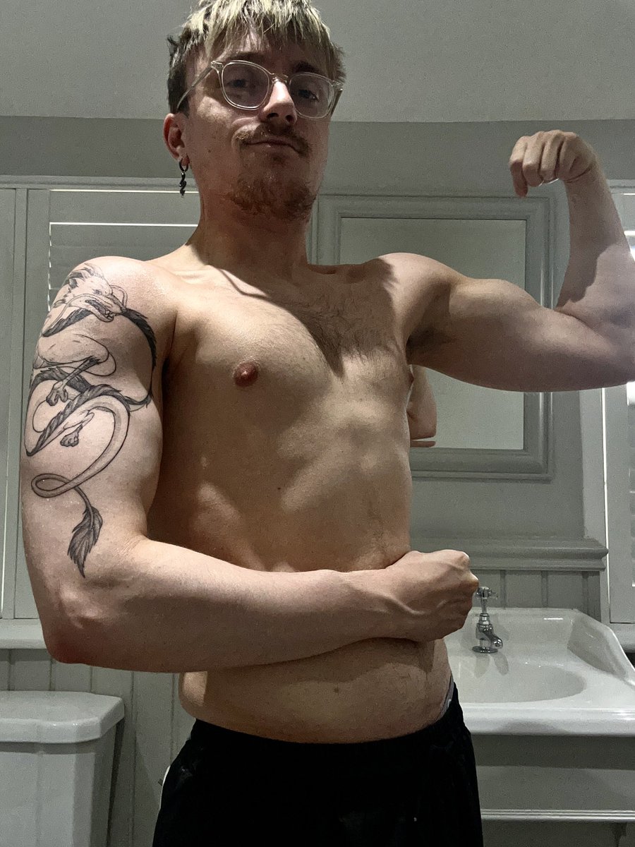 jj360live's tweet photo. Mentally the hardest 6 months of my life. The darkest hole I’ve ever been in,every day another challenge.

Physically I’m learning to do things that I enjoy, and feel &amp; look myself again.

Love to my friends who get me out of bed on the days I can’t. Wouldn’t be here without you. https://t.co/oCyZskPiQb