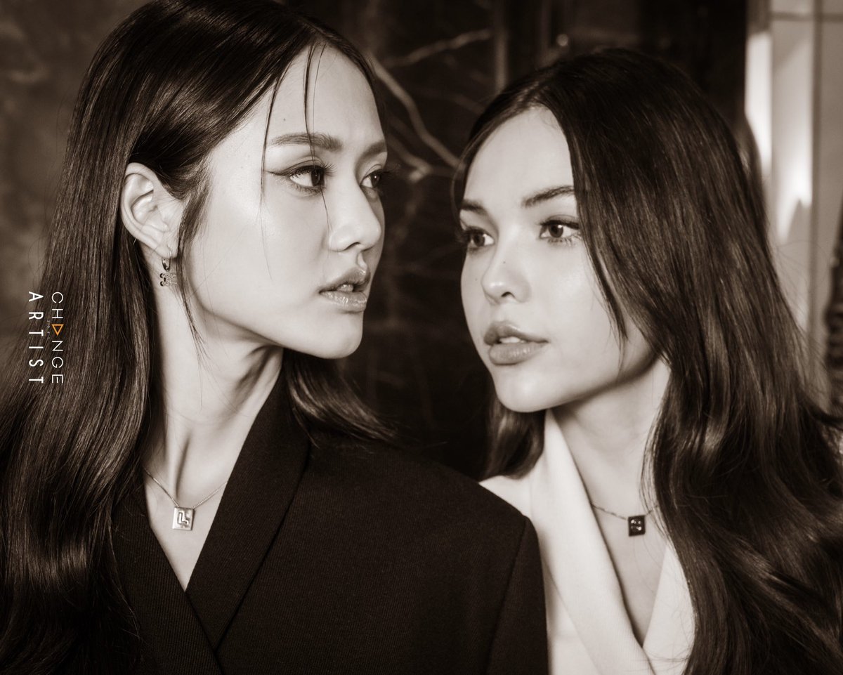 เช้งเขาเตรียมช่างภาพไปงานตลอดดีจัง แล้วแบบถ่ายมาแบบโคตรดี มู้ดก็ดี แล้วทั้งลูกหมี ซอนญ่า สถานที่เอย จัดแสงเอย คือ แบบดูตั้งใจ ไม่ใช่สักๆแค่ถ่ายลงให้จบๆไปว่ามีงานส่งละนะ เรื่องนี่อยากชมเช้งมากๆๆ แล้วทั้งลูกหมี ซอนญ่า สวย แพงทุกรูปอะ ลักชูมากกกกกก 

#LMSY 
#ลูกหมีซอนญ่า
