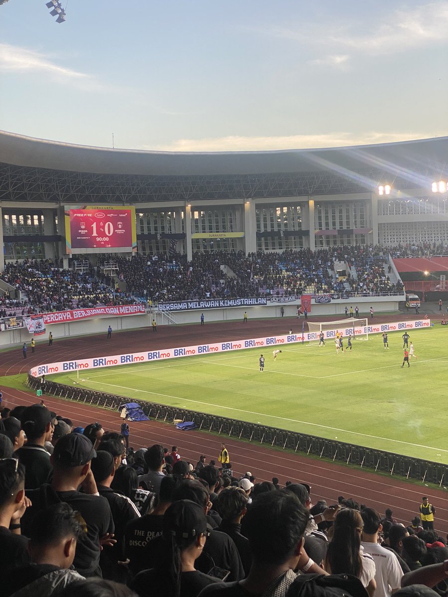 Pagar Hijau Manahan 🍉 tweet media