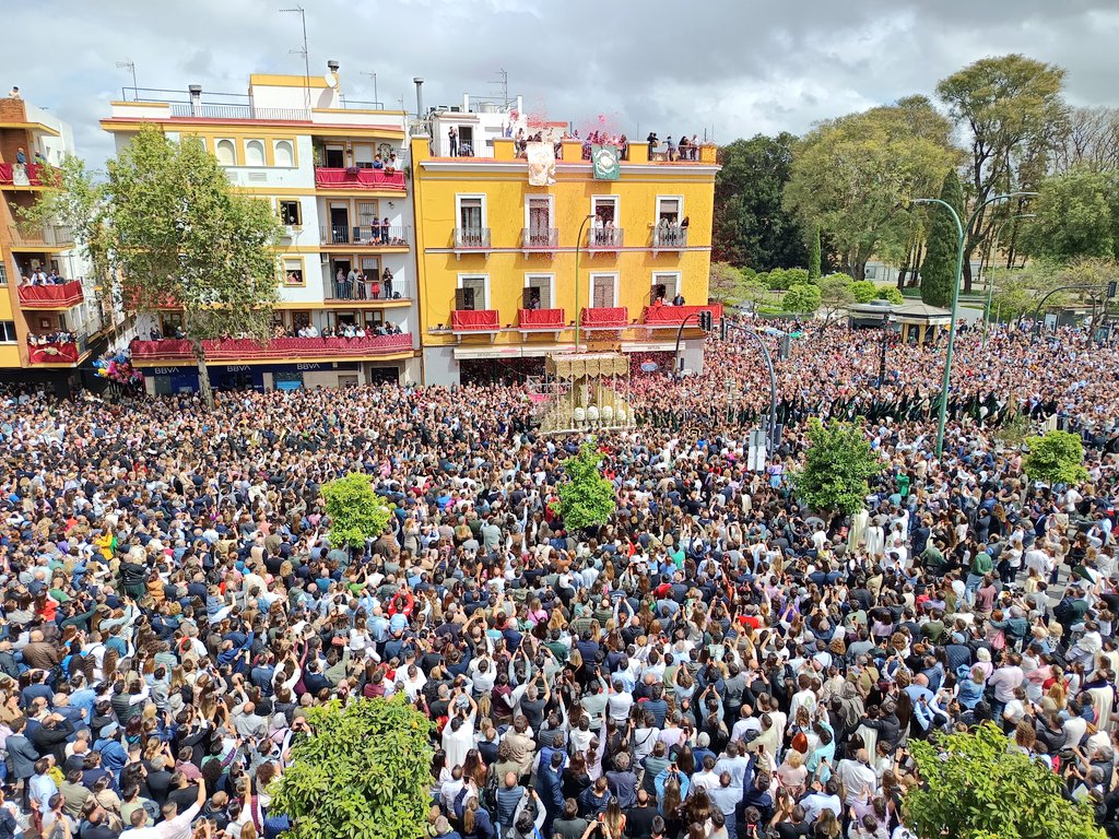 Nuestra Hermandad consigue más de 1.500.000 impresiones en redes sociales y más de 122.000 visualizaciones en #MacarenaTV durante la #MadrugáMacarena.

Las redes sociales de la Hermandad son, una vez más, un valioso instrumento para llevar la Esperanza a todos los rincones del