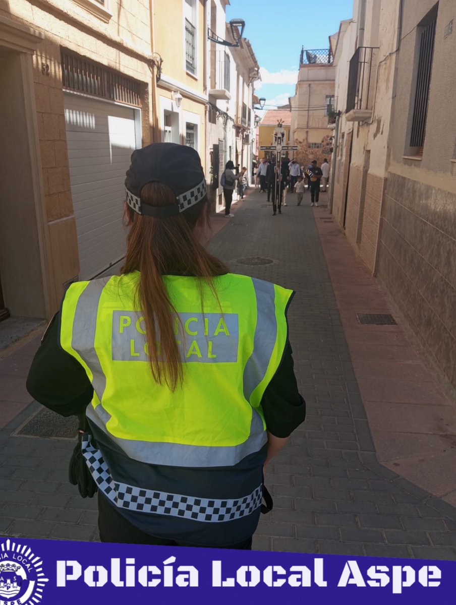 🕊️ El Vía Lucis Ecce Homo ya recorre nuestras calles 🕊️

Desde primera hora del mediodía, la devoción y la emoción se sienten en cada rincón de nuestro municipio. 🙏🏼✨👮‍♂️🚨 Policía Local y Protección Civil velamos por el buen desarrollo de este acto tan especial🌸