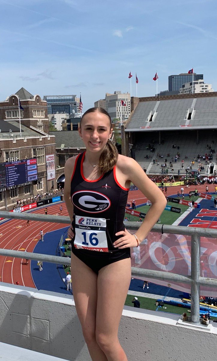 🔥An amazing week for Kirsten Barnhart in the horizontal Jumps! 

💥She posted a jump of 18-1 in the Long Jump on Tuesday and is the current NY #7 

💥She posted a jump of 37-5.25 in the Triple Jump at Penn Relays and is the current NY #6 

Amazing!!!