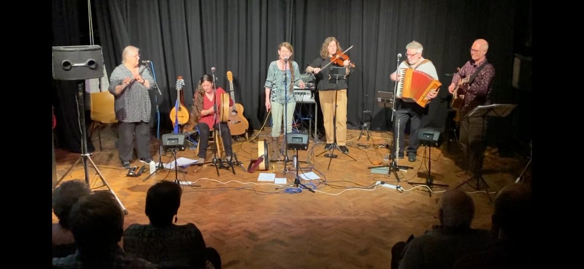 We had a great time playing our concert at The Melville Theatre in Abergavenny last night.  What a lovely venue and such an appreciative audience. 
<a href="/ForMelville/">Melville Centre for the Arts</a> <a href="/NOutNAllan/">NightOut-NosonAllan</a>