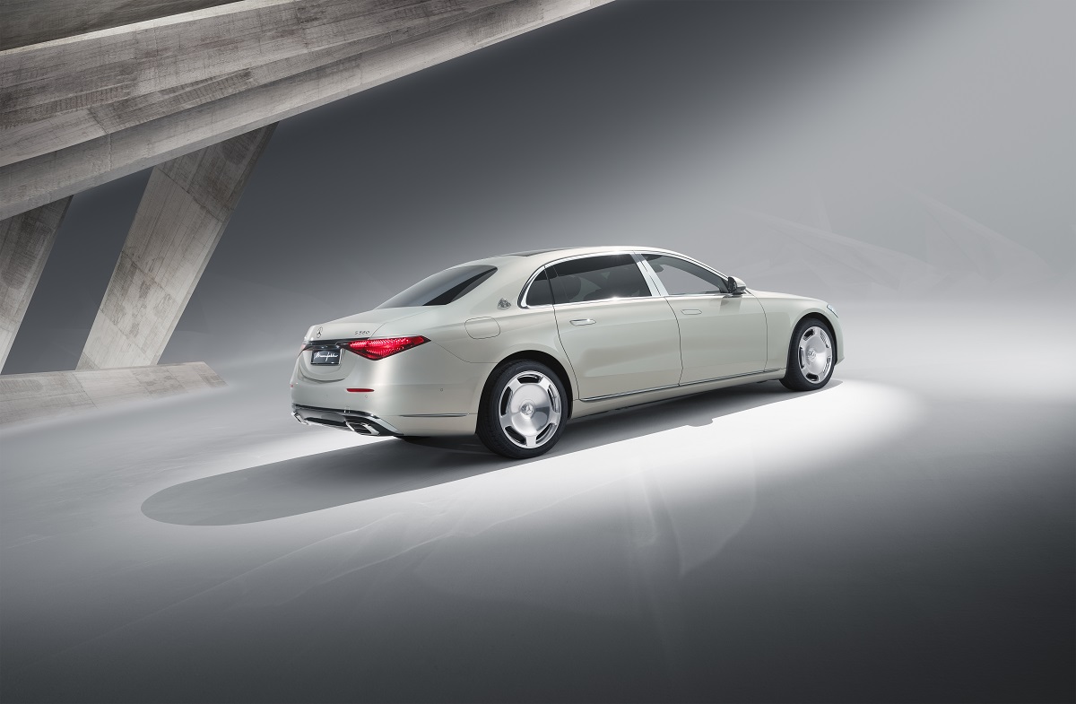 تصميم استثنائي، تفاصيل مخصصة، وإرث من التميّز.هذه هي قمة الرفاهية التي تستحقها.
اكتشفوا عالمًا جديدًا من الأناقة  مع Mercedes-Maybach MANUFAKTUR Ranier Peredo

#مرسيدس_بنز_السعودية #MercedesBenzKSA #Maybach #SClass